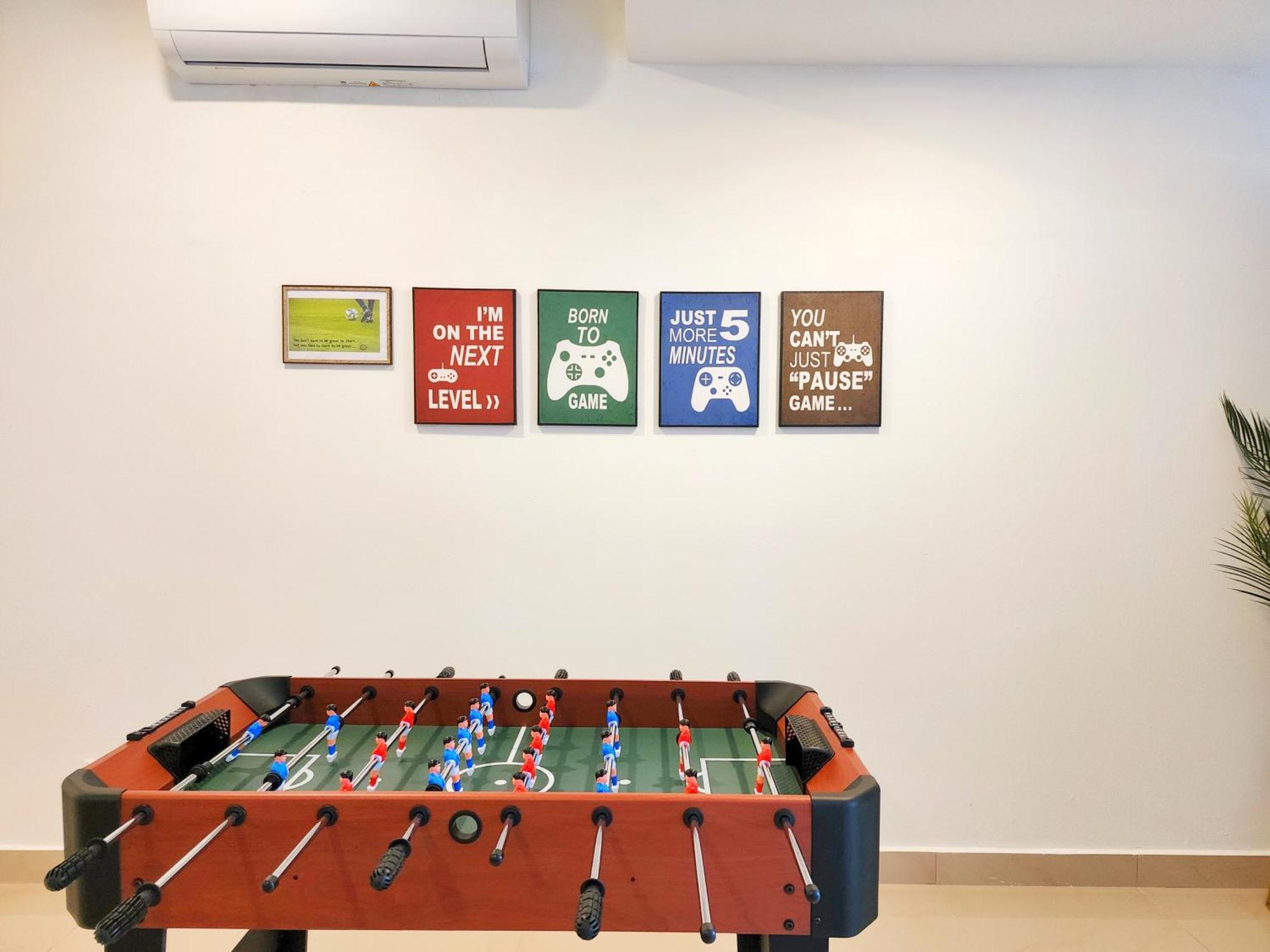 16pax Bukit Bintang Pavilion/fahrenheit/ Netflix * Kuala Lumpur